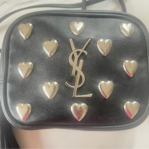 YSL 100% AUTHENTIC BLACK LEATHER HEART STUDDED HANDBAG - Picture 8 of 8